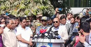 চট্টগ্রাম বন্দর সচল আছে: এস এম মনিরুজ্জামান